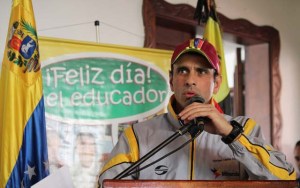 Capriles: O cambiamos el modelo fracasado o Venezuela se hunde