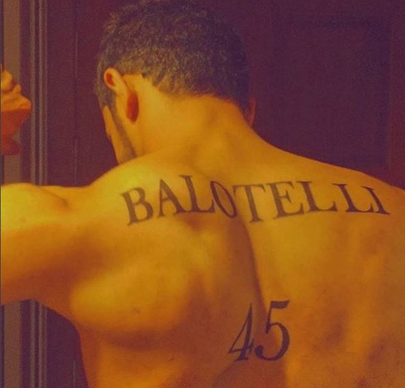 Esto fue lo que dijo Mario Balotelli del fanático que se tatuó su apellido