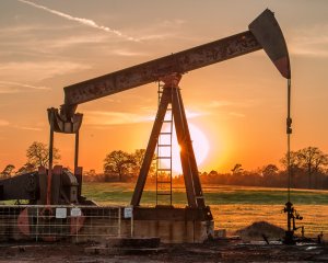 Lo que hay detrás de los recientes auges y caídas en la industria del petróleo