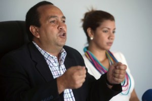 Oscar Pérez pidió a Ramos Allup iniciar amplia consulta sobre amnistía
