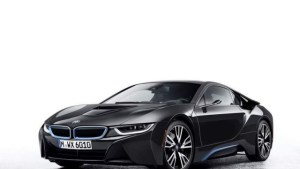 BMW presenta… ¿Un vehículo sin espejos retrovisores?