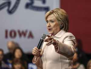 Clinton recauda 15 millones de dólares en enero mediante pequeñas donaciones