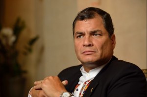 Rafael Correa destituyó al Alto Mando militar de Ecuador