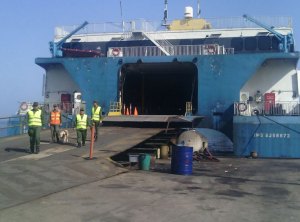 Desolado el terminal de Ferry de Puerto La Cruz en Carnavales (FOTOS)