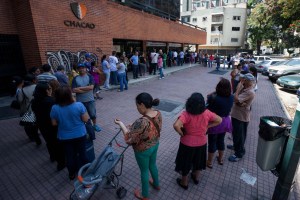 Casi 70% de los venezolanos cree que el país va por mal camino, según Hinterlaces
