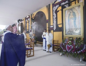 Papa Francisco insta a religiosos a no resignarse ante narcotráfico, violencia y corrupción