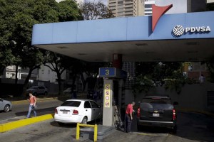 ¿Aceptación o resignación? Lo que dicen los venezolanos sobre el aumento de gasolina