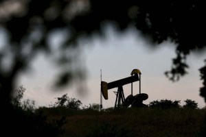 Cae producción petrolera de Venezuela, México y Colombia