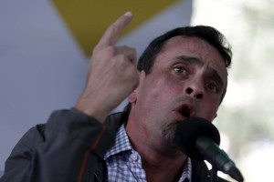 Capriles llama a validar firmas para el Revocatorio este lunes