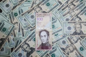 BCV frena levemente la devaluación oficial: Así cerró el Simadi