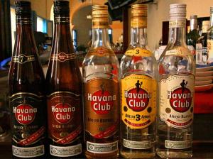 Guerra del ron: Bacardi exige a EEUU revocar a Cuba licencia de Havana Club