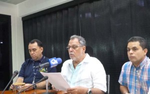 Apucv solicita renuncia al presidente Nicolás Maduro