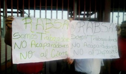 Trabajadores de Abastos Bicentenario en Barcelona rechazaron medidas de Maduro