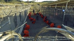 ¿Por qué es tan difícil cerrar Guantánamo?