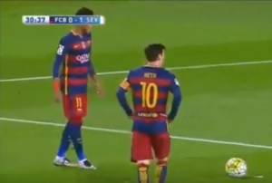 Barcelona derrotó 2-1 al Sevilla con esta obra de arte de  Messi (video)