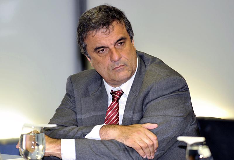 Ministro de Justicia de Brasil dimite presionado por el partido de Rousseff