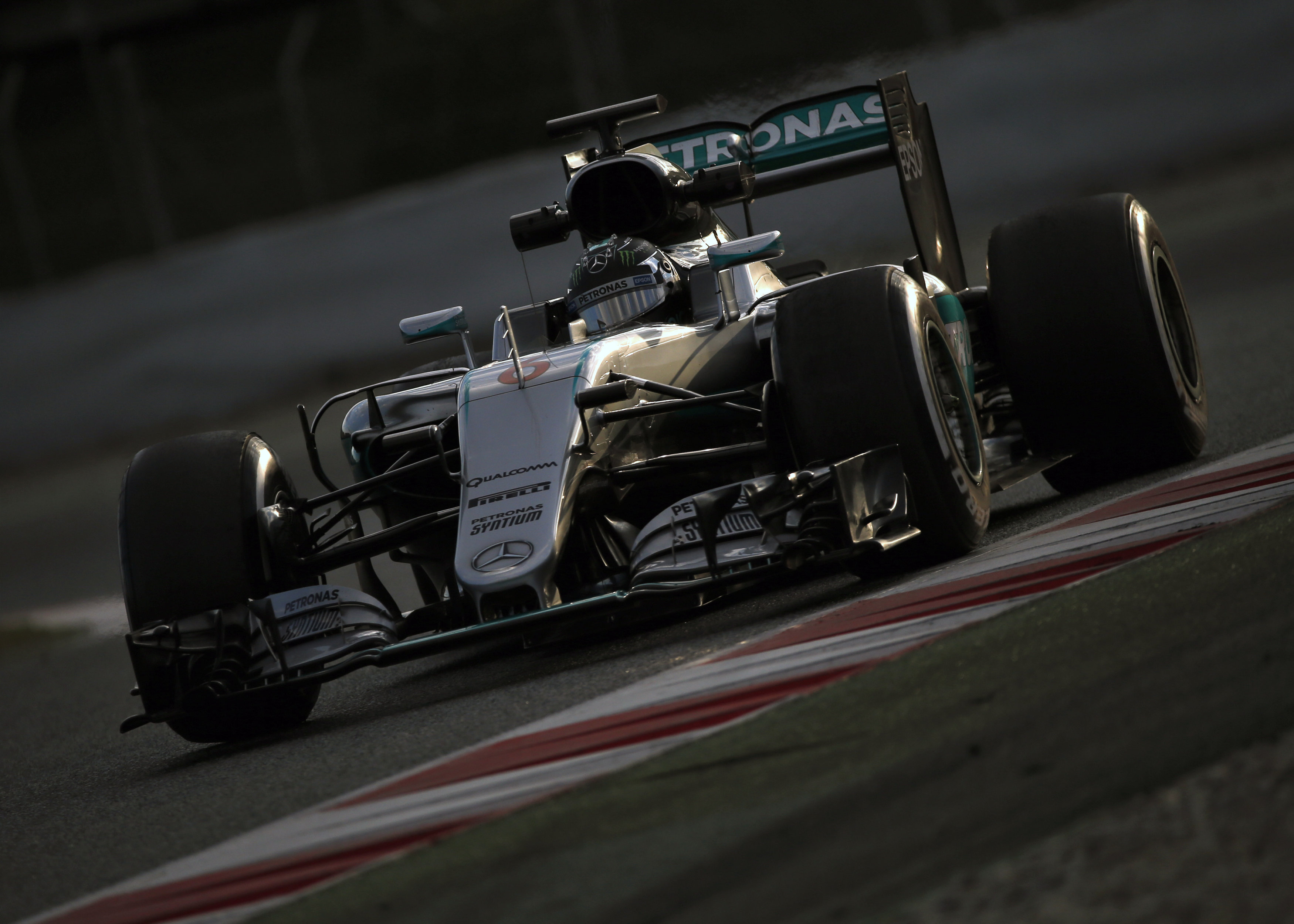 Rosberg el más rápido en los test de Montmeló, Alonso marcó el tercer tiempo