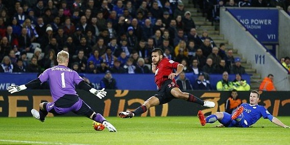 Salomón Rondón madrugó al Leicester y anotó su sexto gol en la Premier (Video)