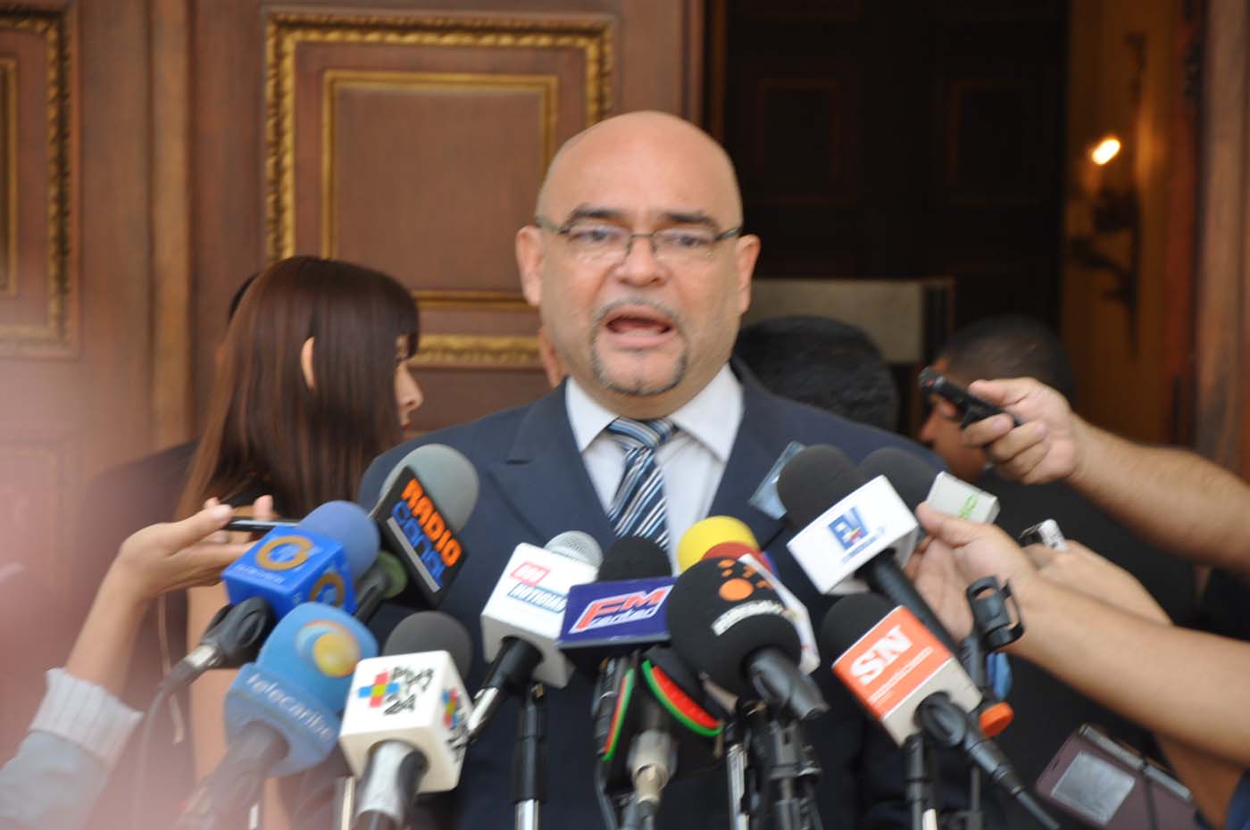 El diputado Julio Montoya denunció persecución en su contra