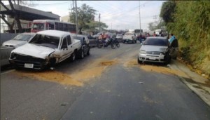 Reportan accidente en la Panamericana sentido Los Teques