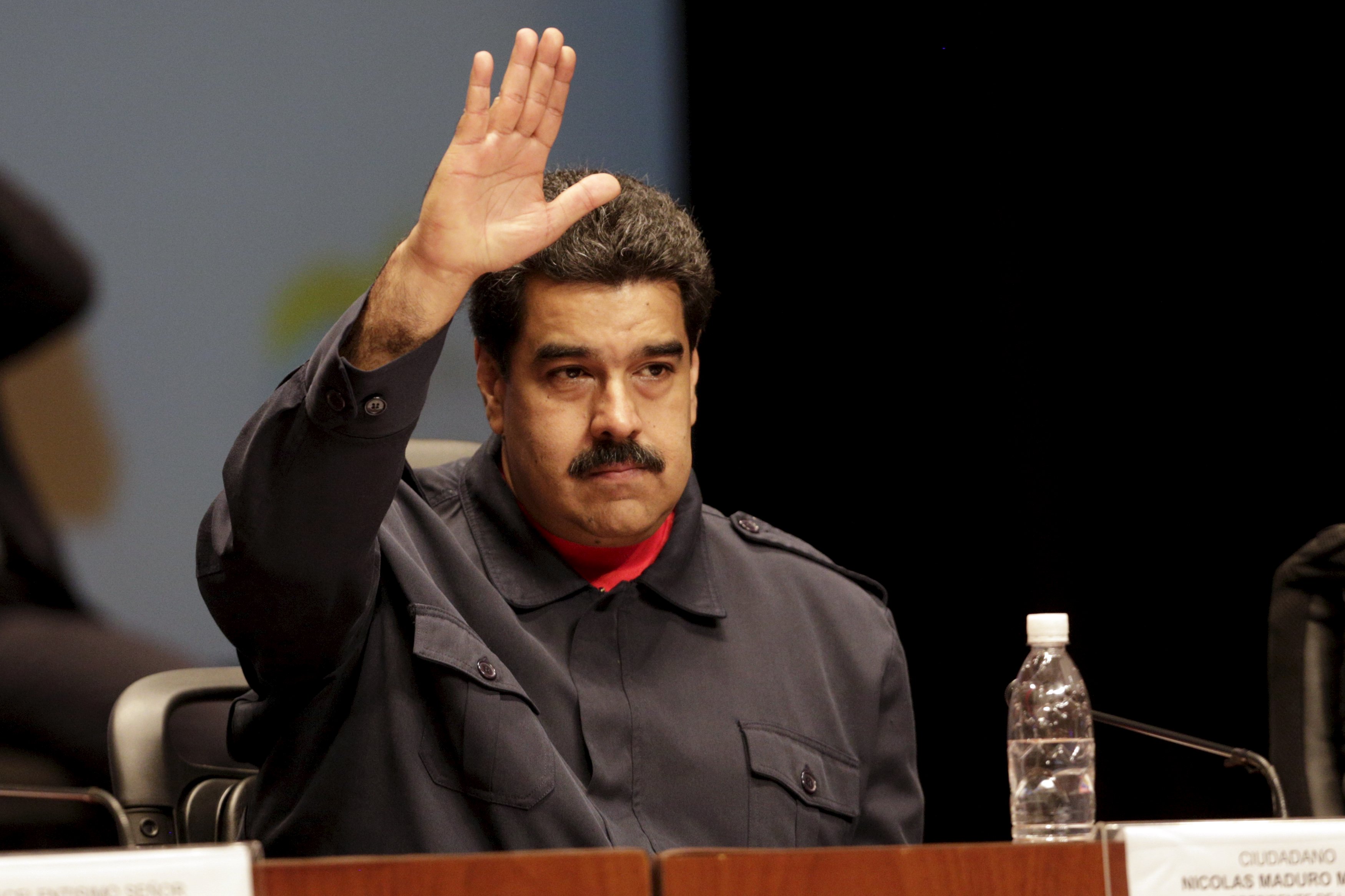 En carta abierta, profesionales venezolanos piden la renuncia de Nicolás Maduro