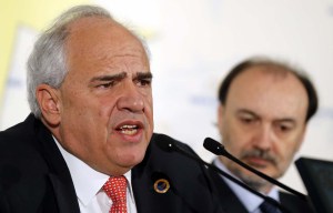 El secretario de Unasur preocupado por proceso de destitución contra Rousseff