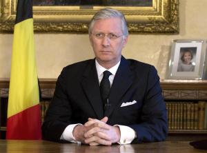 Rey belga dice que se responderá con “firmeza, calma y dignidad” a los atentados