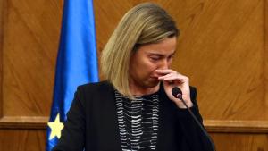 Ministra de Exteriores de la UE no pudo contener sus lágrimas al hablar sobre Bruselas (Foto+video)