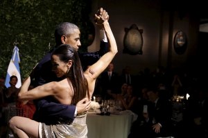 Obama echó un pie de tango en Argentina con una famosa bailarina (Fotos y video)