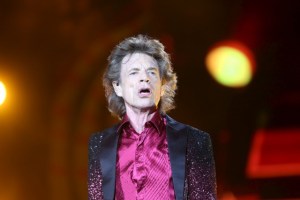 Mick Jagger se recupera de una exitosa operación del corazón