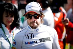 Fernando Alonso cumplirá en 2017 su contrato con McLaren