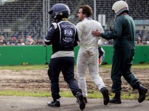 Alonso aún debe someterse a un examen médico para poder correr en Bahréin