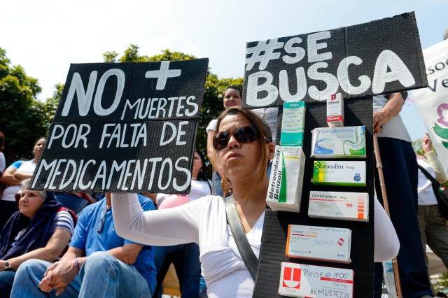 protestas medicinas salud escasez