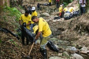 Alcaldía de Chacao realizó limpieza de quebradas a la espera de lluvias