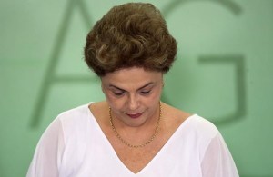 Abogado del Estado brasileño descalifica acusaciones contra Rousseff