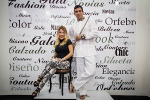 María Moschiano creó el traje que luce Huáscar Barradas en su gira “En Intimo” USA 2016