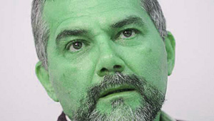 VIDEO: Ricardo Molina se volvió “Hulk” y Henry Ramos lo sentó en su curul