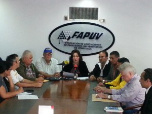 Fapuv realiza paro laboral de 24 horas por contrataciones colectivas y demandas en el salario