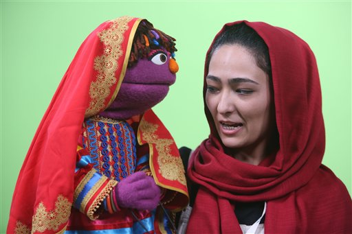 El Plaza Sésamo afgano tiene una nueva integrante, Zari