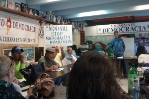 Cubanoestadounidenses protestan porque no pueden viajar a Cuba en cruceros
