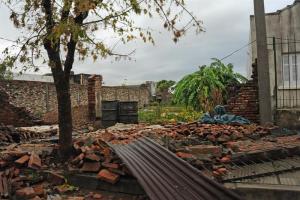 Presidente de Uruguay decreta duelo nacional por fallecidos en tornado