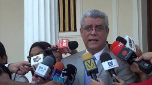 Marquina a Lucena: Su deber es cumplir con Venezuela