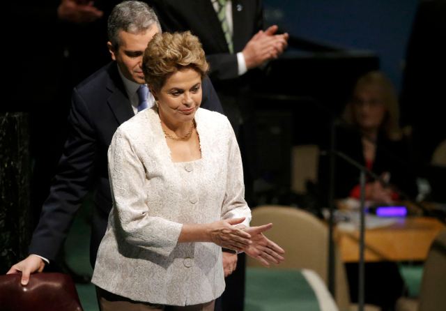 Brazilian President Dilma Rousseff signs the Paris Agreement on climate change at United Nations Headquarters in Manhattan, New York, U.S., April 22, 2016. REUTERS/Carlo Allegri