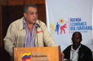 Del Pino: Trabajadores petroquímicos firmaron contrato colectivo