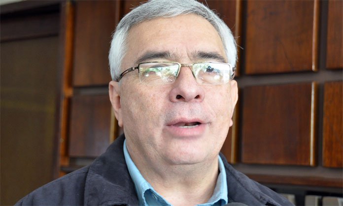 Noel Álvarez: El gobierno le quita la luz a los venezolanos para venderla a un precio regalado