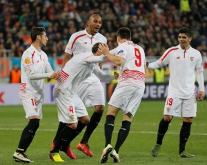 El Sevilla sacó un valioso empate en Ucrania en la ida de semifinales de la Europa League
