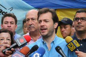 Ex alcalde Muchacho crítica a sectores opositores: Se insultan por ideas diferentes