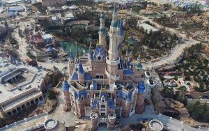 Largas colas en Disneyland Shanghai ya en su periodo de pruebas