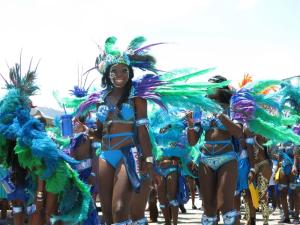 El junkanoo, la música africana de Bahamas que renace con el carnaval