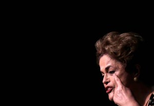 Dilma Rousseff a horas de quedar fuera del Poder